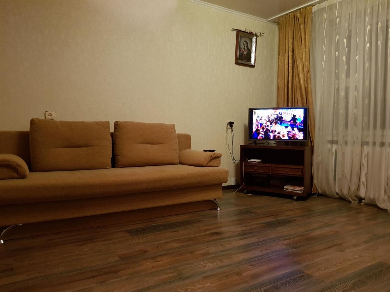 Apartment at Zhukova Street Baranovichi Eksteriør billede
